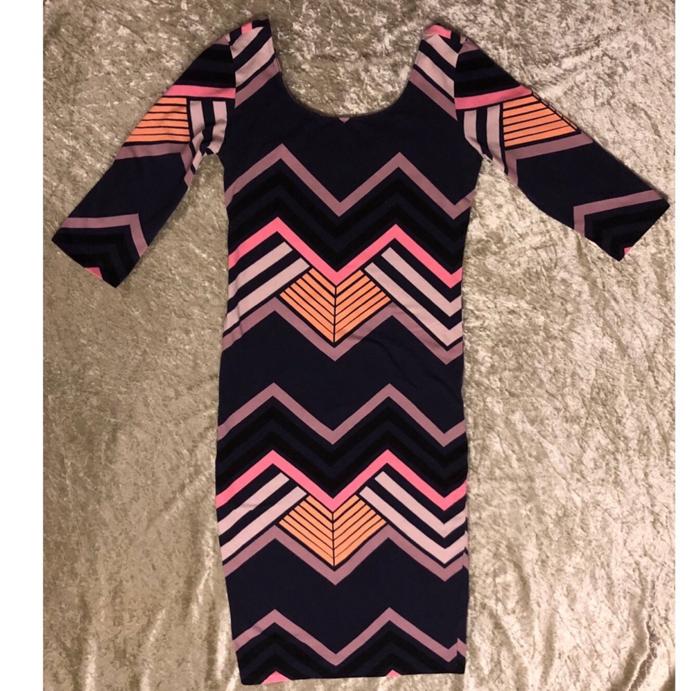 ⚜️5/$30⚜️ ⚡️HOT LIL#⚡️Fitted just for your curves!